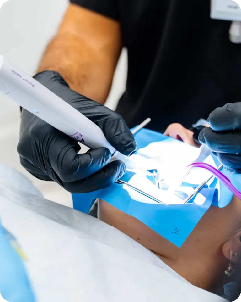 Retraitement endodontique